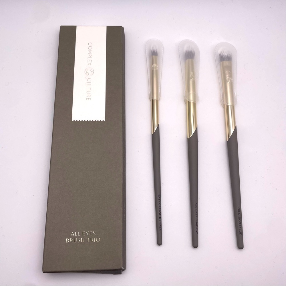 🌟DISCONTINUED🌟 COMPLEX CULTURE “All Eyes” Brush Set (New!) 💘